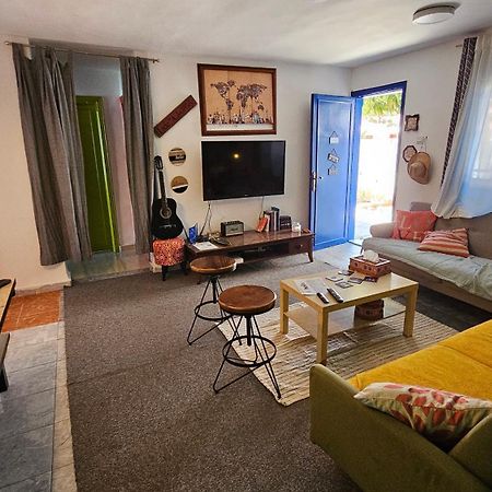 Auberge de jeunesse Mango Haus à Aqaba Extérieur photo